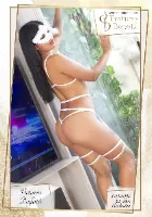 petite escort from Colombia